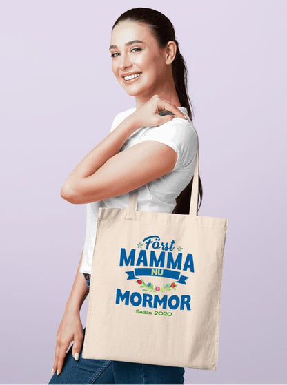 Först mamma nu mormor tygkasse